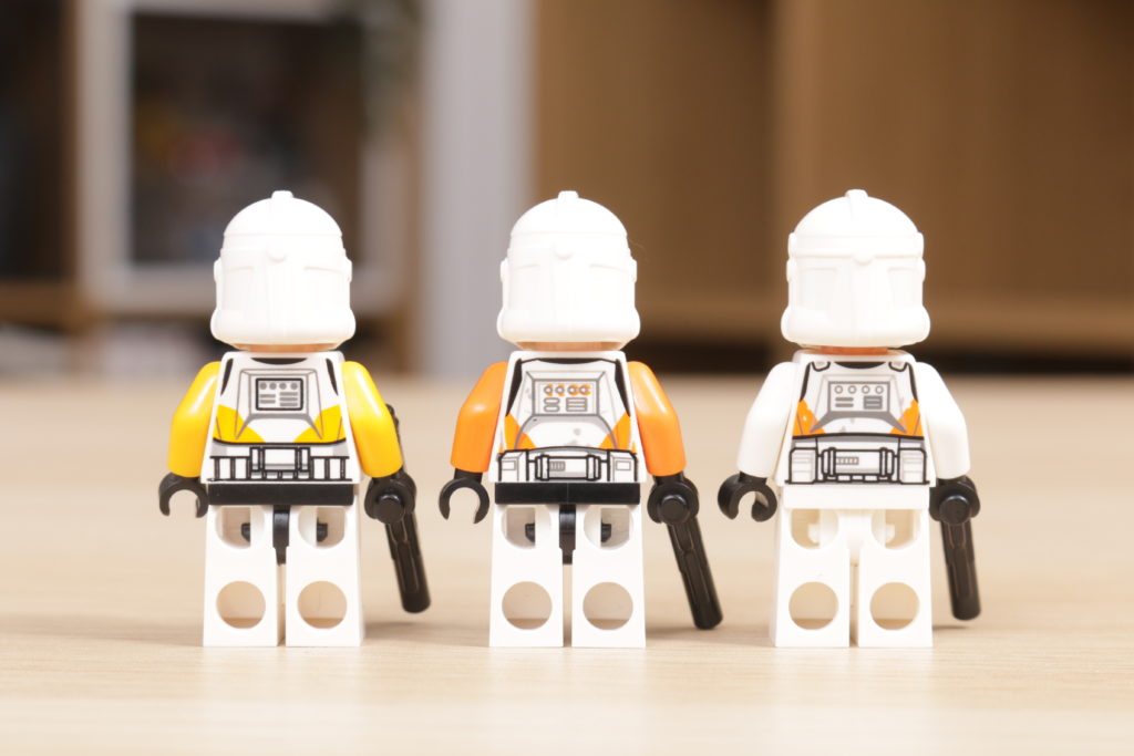 LEGO Star Wars 75337 AT TE Walker 212th Legion Clone Trooper comparison 4 1024x683