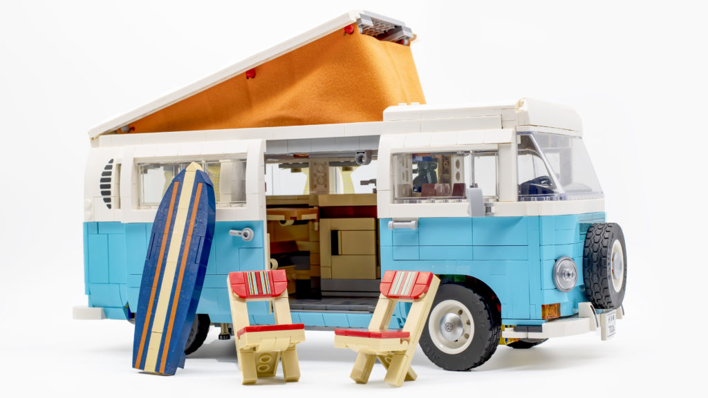 LEGO 10279 Volkswagen T2 Camper Van 39