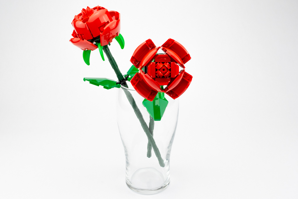 LEGO Review Roses 17