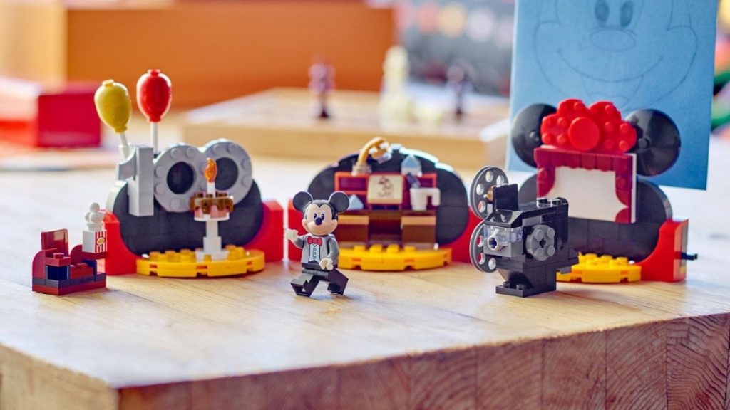 LEGO 40600 Disney 100 Years Celebration featured 1024x576