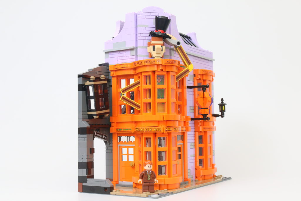 LEGO Harry Potter 75978 Diagon Alley review 39