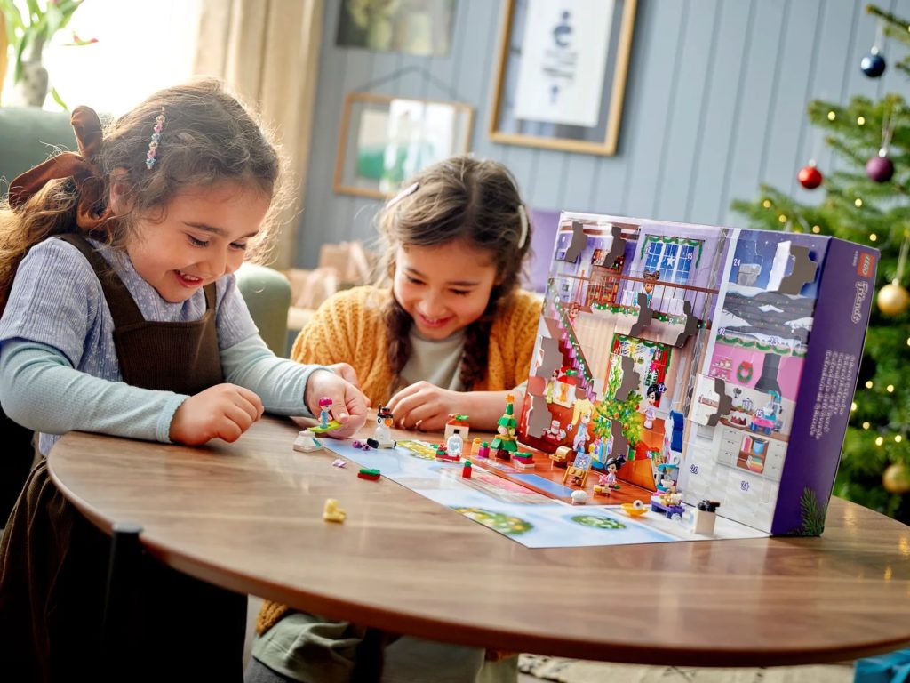 LEGO Friends 41690 Friends Advent Calendar 6