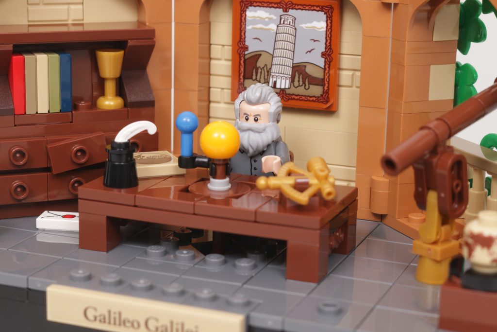 LEGO Ideas 40595 Tribute to Galileo Galilei gift with purchase review 3 1024x683