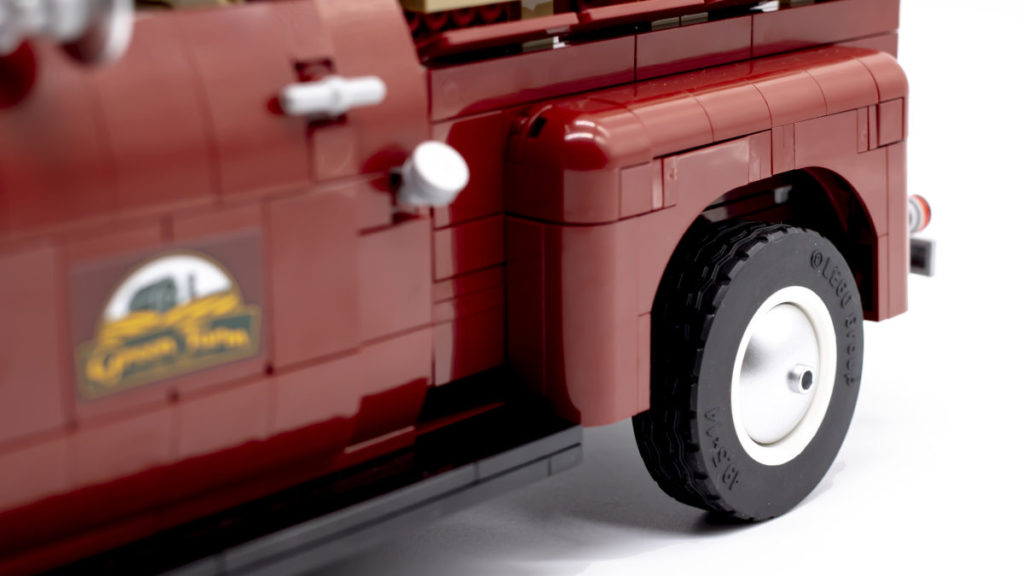 LEGO for Adults 10290 Pickup Truck 13 1024x576