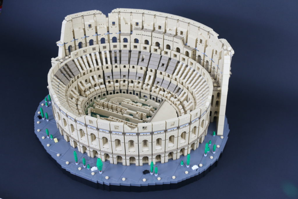 LEGO Architecture Creator Expert 10276 Colosseum review 3