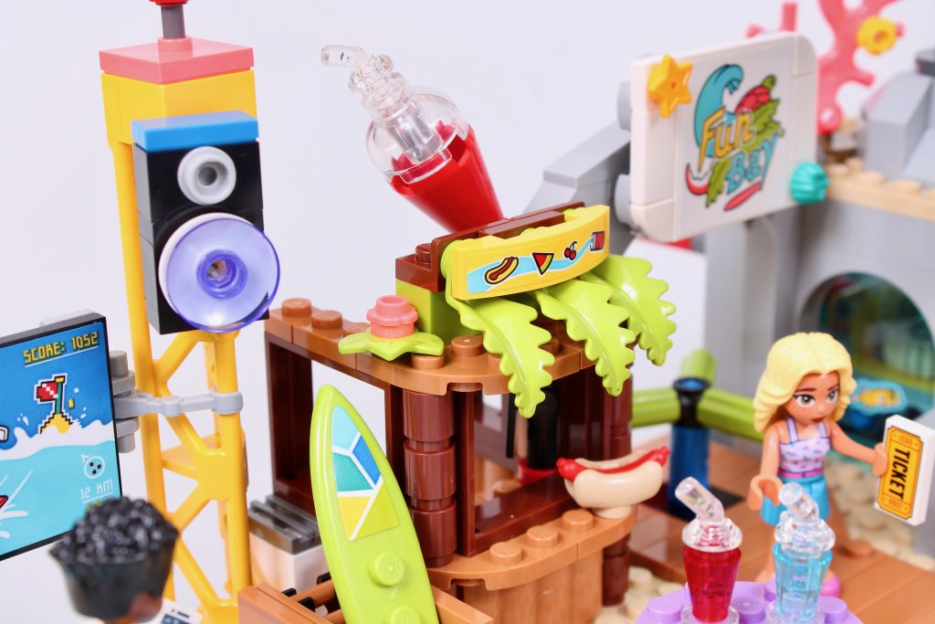 LEGO Friends 41737 Beach Amusement Park review 8 1024x683