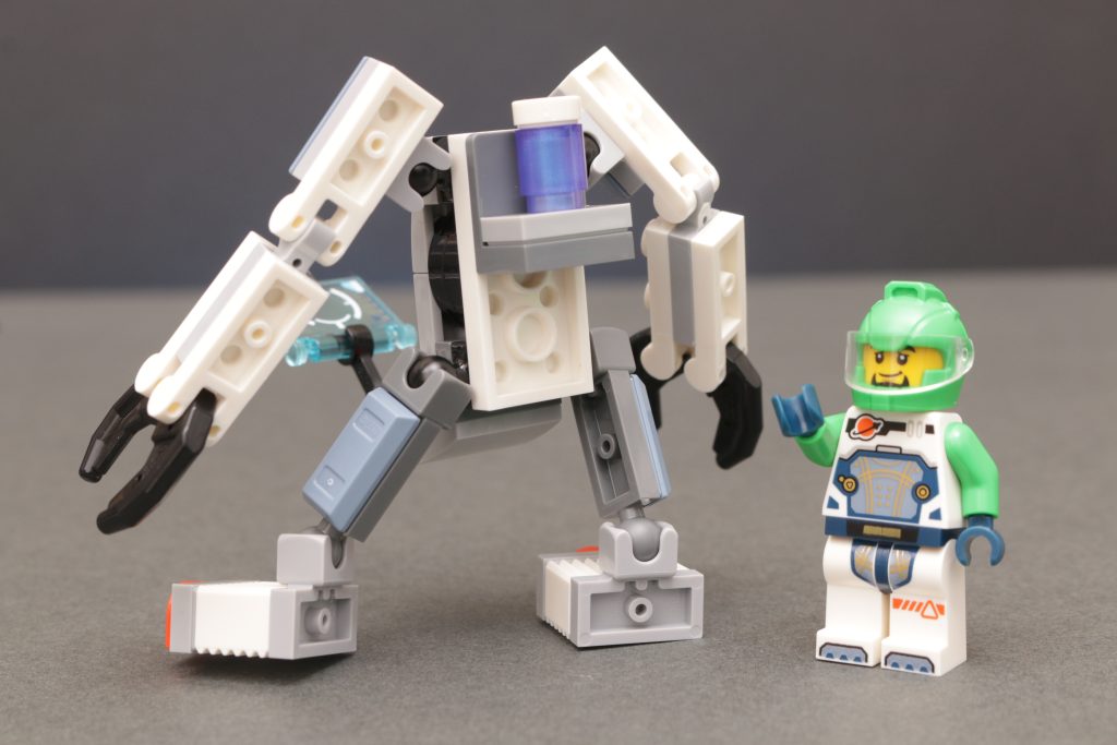 LEGO City 30694 Space Science Mech review 4 1024x683