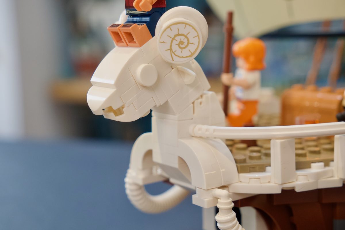 LEGO One Piece 75639 The Going Merry Pirate Ship critique 14 1200x800