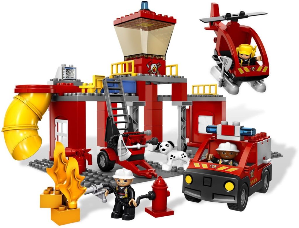 5601 Fire Station DUPLO 1024x782