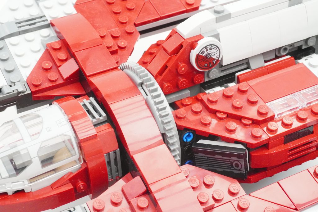 LEGO Star Wars 75362 Ahsoka Tanos T 6 Jedi Shuttle Review 6 1 1024x683