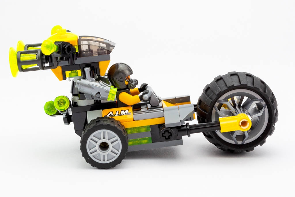 LEGO Review Avengers Truck Take down 23