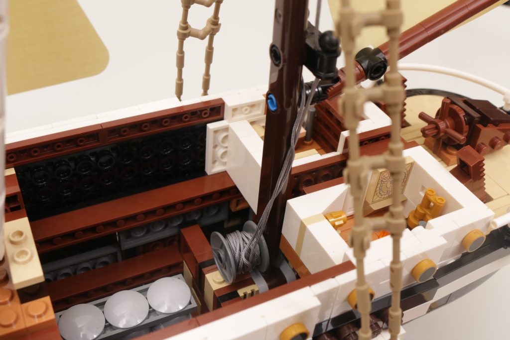 LEGO Icons 10335 The Endurance review 32 1024x683