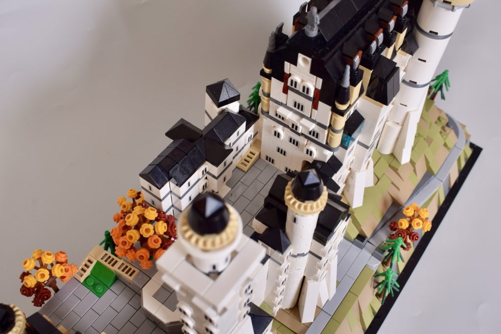 LEGO Architecture 21063 Neuschwanstein Castle review 20 1024x683