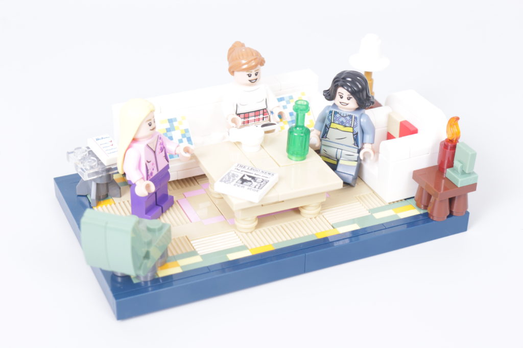 LEGO Creator Expert 10292 Friends Apartments review 36